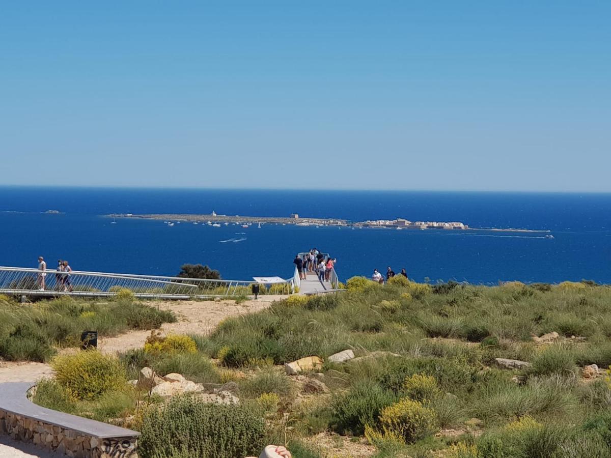 דירות ארנאלס דל סול Arenales Sol Y Playa Galatea I מראה חיצוני תמונה